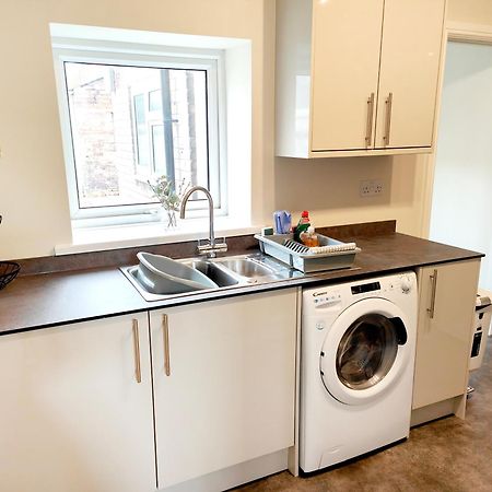 Douglas House, Near Hospital, Attractive And Comfy 2 Bedroom House With Enclosed Yard To Rear Carlisle  Exterior foto